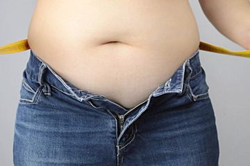 Pada wanita menopause, lemak yang berkumpul di perut lebih berisiko memunculkan gangguan jantung.