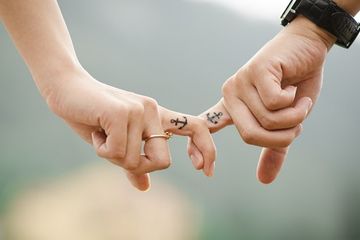 Hubungan Sedarah Kakak Beradik Kandung Hingga Sang Adik Hamil Ternyata Sang Adik Pernah Tinggal Terpisah Diasuh Tetangga Karena Punya Saudara Kembar Semua Halaman Suar