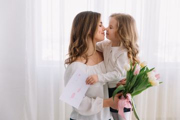 Kecerdasan Anak Ternyata Diturunkan dari Ibu bukan dari ayah.