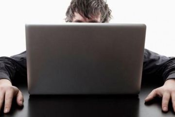 Dari Sering Menonton Konten Pornografi Sampai Frekuensi Masturbasi,  Ini Tanda Dari Seorang Maniak Seks