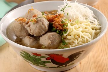 Bakso bisa membuat anak tersedak. Hati-hati jika anak anda makan bakso.