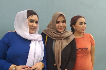 Aktris Senior Rency Milano Kakak Sonny Septian Menjadi Korban Malpraktik Sebuah Klinik Di Jakarta Grid Id
