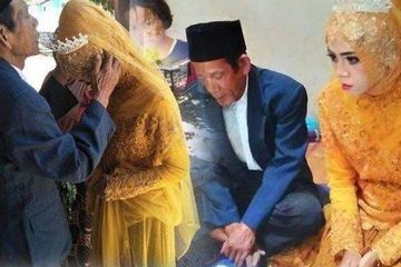 Viral Wanita 27 Tahun Asal Tegal Nikahi Kakek Dukun Berusia 83 Tahun Karena Cinta Pada Pandangan Pertama Berikut Bahaya Wanita Menikahi Pria Yang Jauh Lebih Tua Darinya Semua Halaman Grid Hot