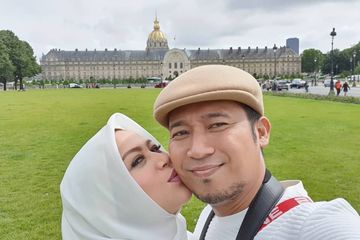 Rumah Tangganya Nyaris Bubar hingga Nekat Bunuh Diri, Istri Denny Cagur Tangkap Basah Sang Suami Simpan Nomor Wanita Lain: 'Hani Jadi Herman'