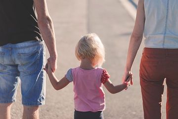Jangan Salah Kaprah Dalam Mendidik Anak Berkebutuhan Khusus, Ini ...