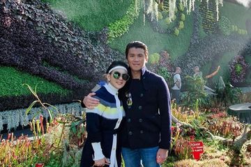 Foto Syahrini dan Reino Barack Bikin Salah Fokus, Artis Cantik Ini Malah Muak dengan Pernikahan Kedua Pasangan Sensasional Itu
