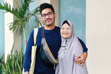 Robby Purba dan Sang Ibunda