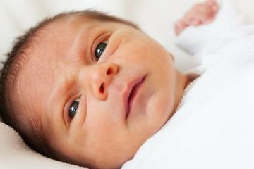 Bayi Baru Lahir Wajib Diperiksa Matanya, Ternyata Karena Alasan Ini