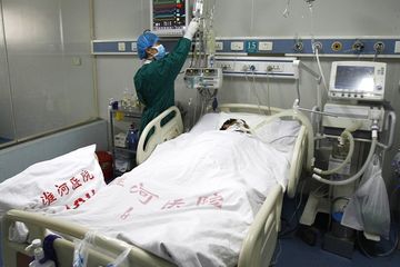  Foto  Orang  Lagi Koma  Di  Rumah Sakit  Seputaran Rumah