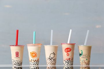 Gula aren sekarang sedang trend menjadi campuran untuk pemanis pada minuman gaul kekinian. Ini fakta gula aren.