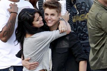 Selena Gomez Mengaku Hubungannya dengan Justin Bieber Beracun dan Penuh Ketergantungan,  Ini 5 Tanda ‘Toxic Relationship’ yang Perlu Diwaspadai