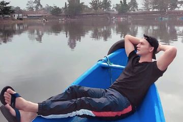 Aktor Tampan Ini Ungkap Dirinya Menaruh Hati dengan Mantan Ariel Noah