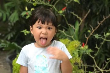 Reaksi Lucu Gempi saat Mencoba Kopi Bikin Gemas, Amankah Kopi untuk Anak?