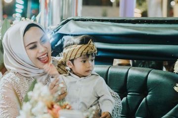 Tak Kalah Tampan dari Jan Ethes, Begini Kisah Pilu Bayi yang Kedinginan di Bawah Jembatan hingga Akhirnya Jadi Anak Bupati