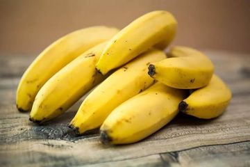Memberi pisang sejak MPASI hingga usia 2 tahun dapat menurunkan risiko leukemia pada anak.
