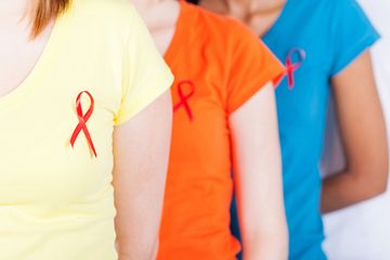 Orang dengan HIV/AIDS (ODHA) masih punya kesempatan untuk mempunyai anak dengan cara normal.