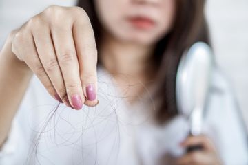 Ternyata Segini Jumlah Helai Rambut Yang Rontok Setiap Harinya