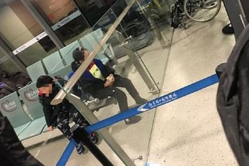 Dua anak ditelantarkan di Bandara akibat idap virus corona