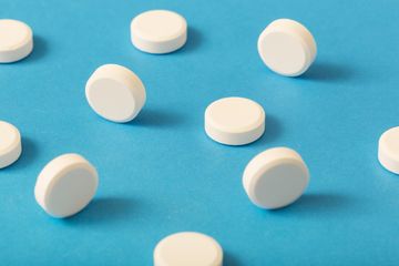 Obat pereda nyeri aspirin ternyata dapat digunakan sebagai obat rumahan mengatasi kapalan.