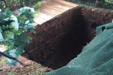 Makam Ashraf Sinclair
