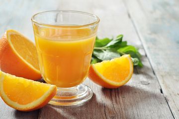Cegah Virus Corona,  Guru Besar IPB Makan Jeruk dan Kulitnya