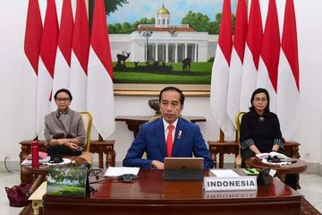 Presiden Jokowi Rapat KTT G20 bersama Menlu Retno marsudi dan Menkeu Sri Mulyani