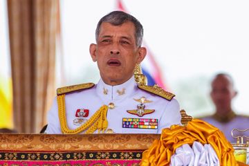 Ngungsi Bersama 20 Selir ke Jerman, Raja Thailand Dikabarkan Meninggal Dunia Akibat Virus Corona