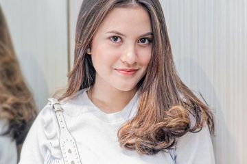 Unggah Foto Saat Dibaptis, Marsha Aruan Jawab Rasa Penasaran Netizen