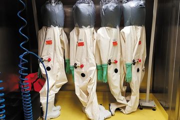 Pantas Saja Laboratorium Wuhan Dicurigai Sebagai Sumber Covid-19, Pejabat Amerika Ini Bocorkan Ada Aktivitas Militer Misterius di Laboratorium Wuhan, Apa Itu?