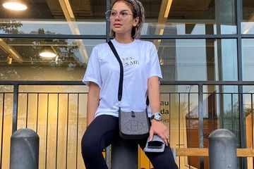 Cuma Pakai Bra, Nikita Mirzani Justru Dipuji Habis-habisan Meski ...