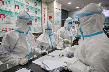 Ratusan Dokter terinfeksi virus corona setelah menggunakan APD bekas.