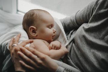 Goyangan atau getaran bisa membuat tidak hanya bayi namun orang dewasa juga mengantuk