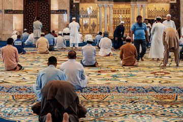 Masih Takut Ke Madjid Karena Pandemi Ini Tata Cara Salat Idul Adha Di Rumah Semua Halaman Grid Id