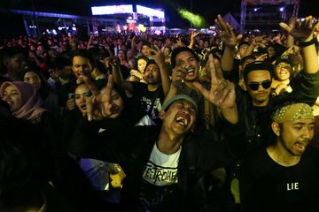 Lagunya Sering Bikin 'Sobat Ambyar' Nangis-nangis, Didi Kempot ...
