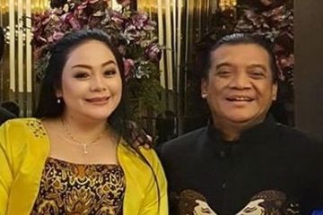 23 Tahun Hidup dan Manggung Bareng Didi Kempot, Tangis Yan Vellia Pecah di Samping Jenazah 'The Godfather of Broken Heart'