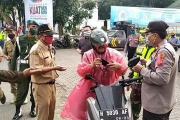 Video Detik Detik Oknum Tni Kodim Semarang Ngamuk Ngamuk Ke Polisi Militer Saat Ditegur Tak Pakai Masker Hey Saya Juga Mau Operasi Ini Semua Halaman Sosok