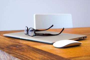 Rumor Harga Apple Glass 499 Gunakan Lidar Dan Wireless Charging Makemac