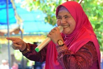 Sudah 4 Kali Dirinya Disebut Meninggal Dunia Sampai Buat para Ustaz dan Habib Kondang Menangis, Mamah Dedeh Malah Bereaksi Tak Terduga: Mamah Tidak Tahu Sisa Umur Sampai Kapan?