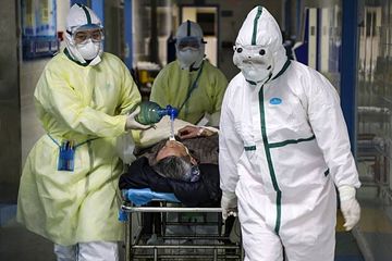 Cerita seorang dokter di Padang yang melihat langsung pasien Covid-19 meninggal dunia.