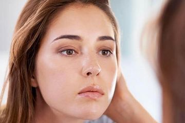 Miliki Kulit Wajah Berminyak, Ladies Jangan Sampai Pilih Skincare yang Miliki Kandungan Ini - Semua Halaman - Otofemale