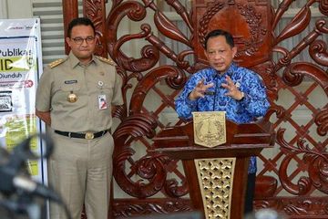 Jakarta dianggap belum siap terapkan new normal dan tidak menangkan lomba inovasi new normal.