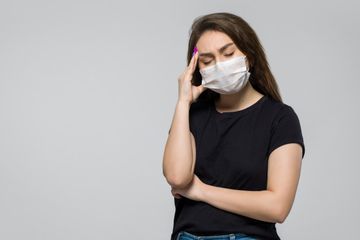Parno Akan Adanya Penularan Virus Corona? Ini Bedanya Sakit Kepala Migrain dengan Covid-19