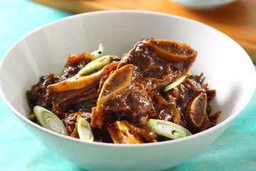 Resep Iga Sapi Merica Hitam Enak Menu Makan Malam Yang Bikin Ketagihan Semua Halaman Sajian Sedap<script async src=