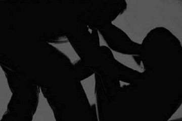 Ilustrasi pelecehan seksual terhadap perempuan.