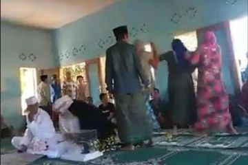 Viral Video Ibu Ngamuk di Pernikahan Putrinya, Tak Sudi sang Anak ...