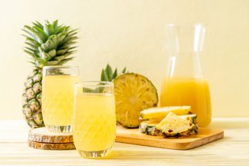 Khasiat Air Rendaman Nanas Untuk Cegah Kanker dan 6 Manfaat Lainnya