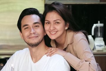 Darius Sinathrya dan Donna Agnesia