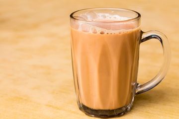 Dampak Buruk Minum Teh Dicampur Susu di Pagi Hari, Ini Bahayannya