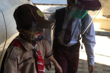 Anak sekolah kemungkinan akan sekolah daring bila kasus hepatitis 'misterius' meningkat.