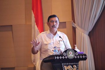 Menko Bidang Kemaritiman dan Investasi Luhut Binsar Pandjaitan klaim dapat tangani Covid-19 di Indonesia
